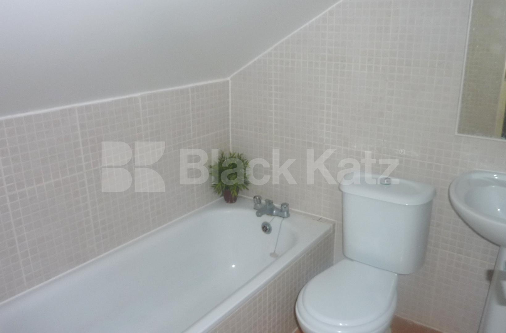 			NEW INSTRUCTION!!, 3 Bedroom, 1 bath, 1 reception Flat			 Portnall Road, Queens Park